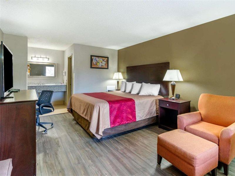 Econo Lodge Lynchburg Exteriör bild