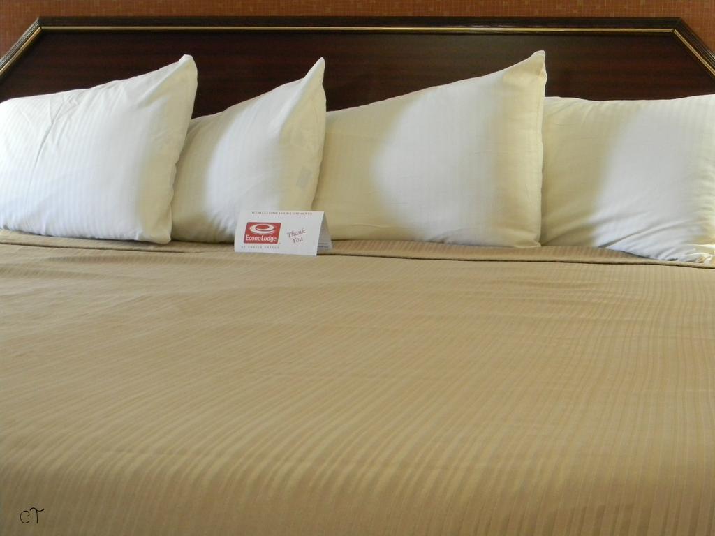 Econo Lodge Lynchburg Exteriör bild