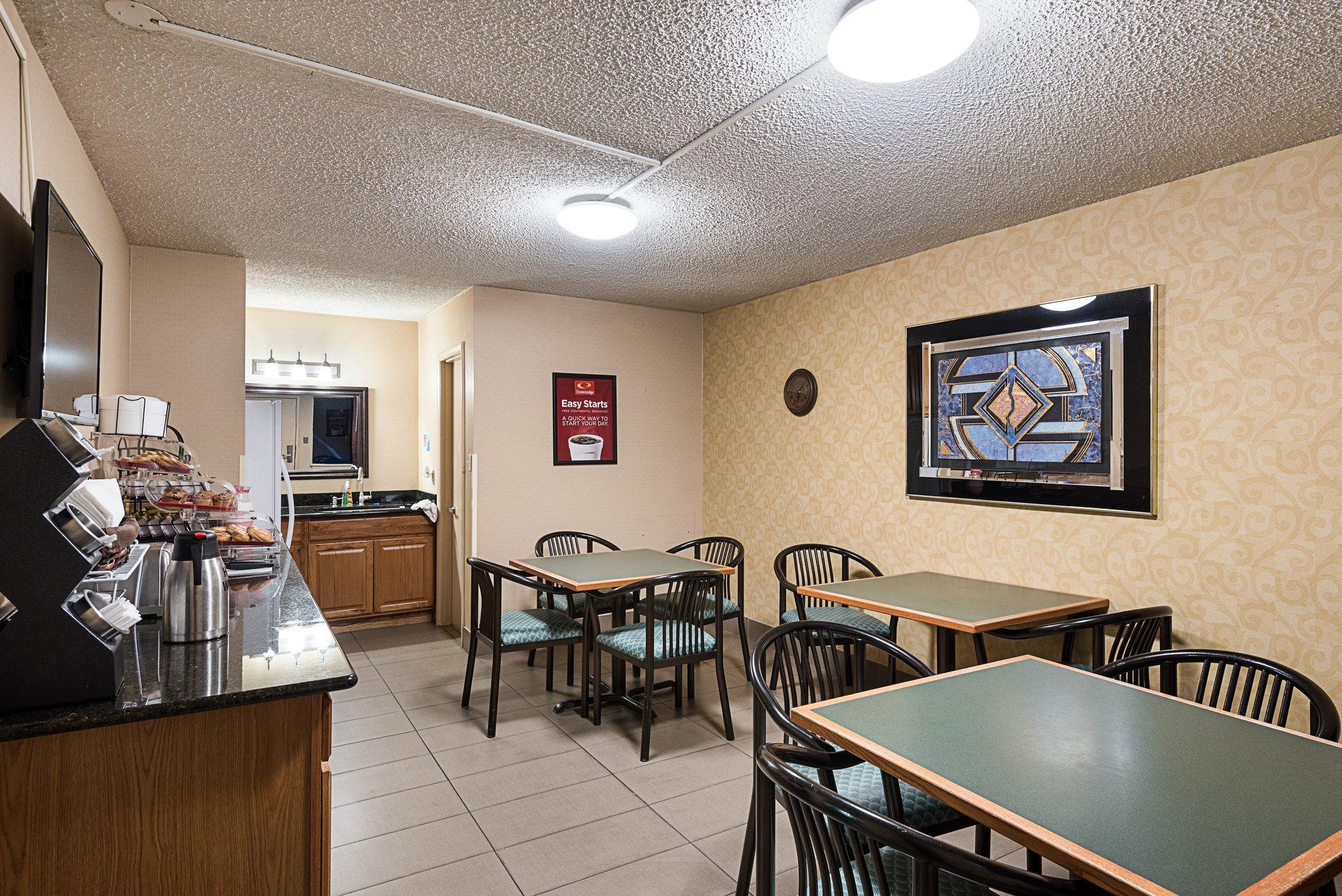 Econo Lodge Lynchburg Exteriör bild