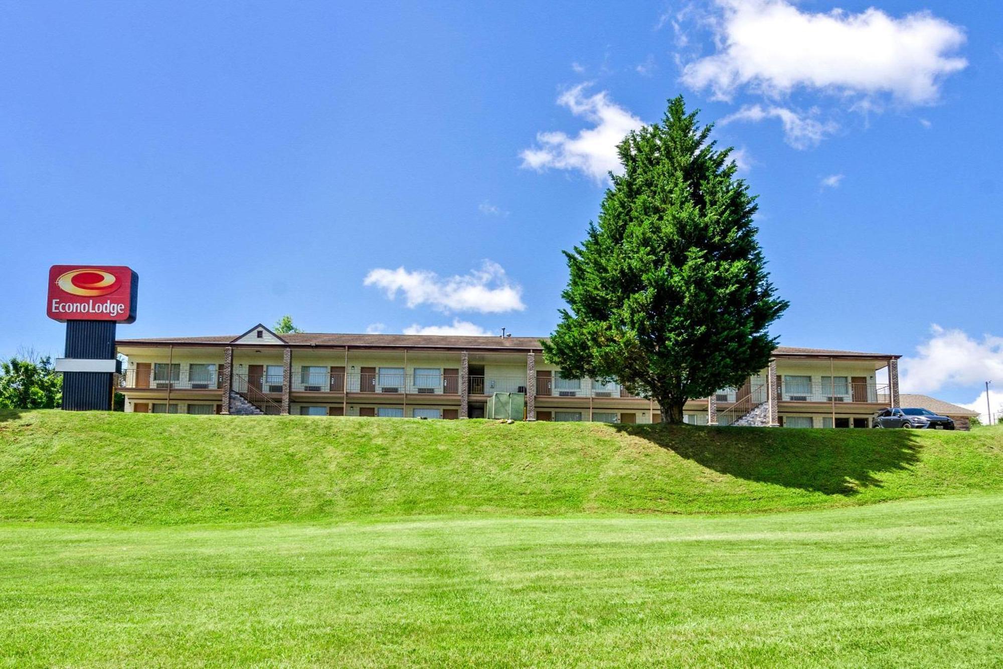 Econo Lodge Lynchburg Exteriör bild
