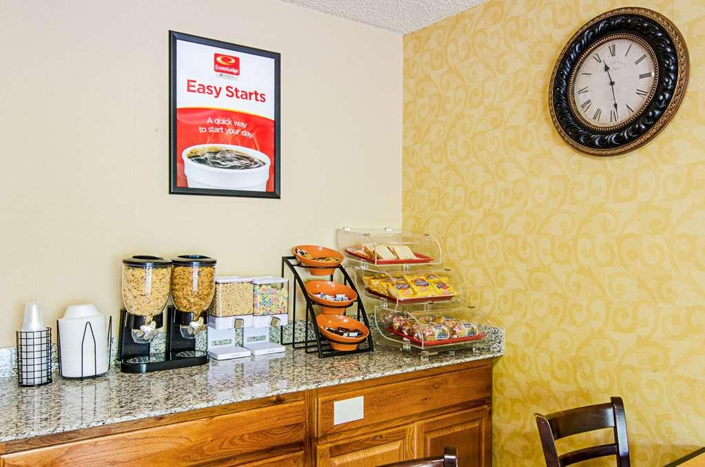 Econo Lodge Lynchburg Restaurang bild