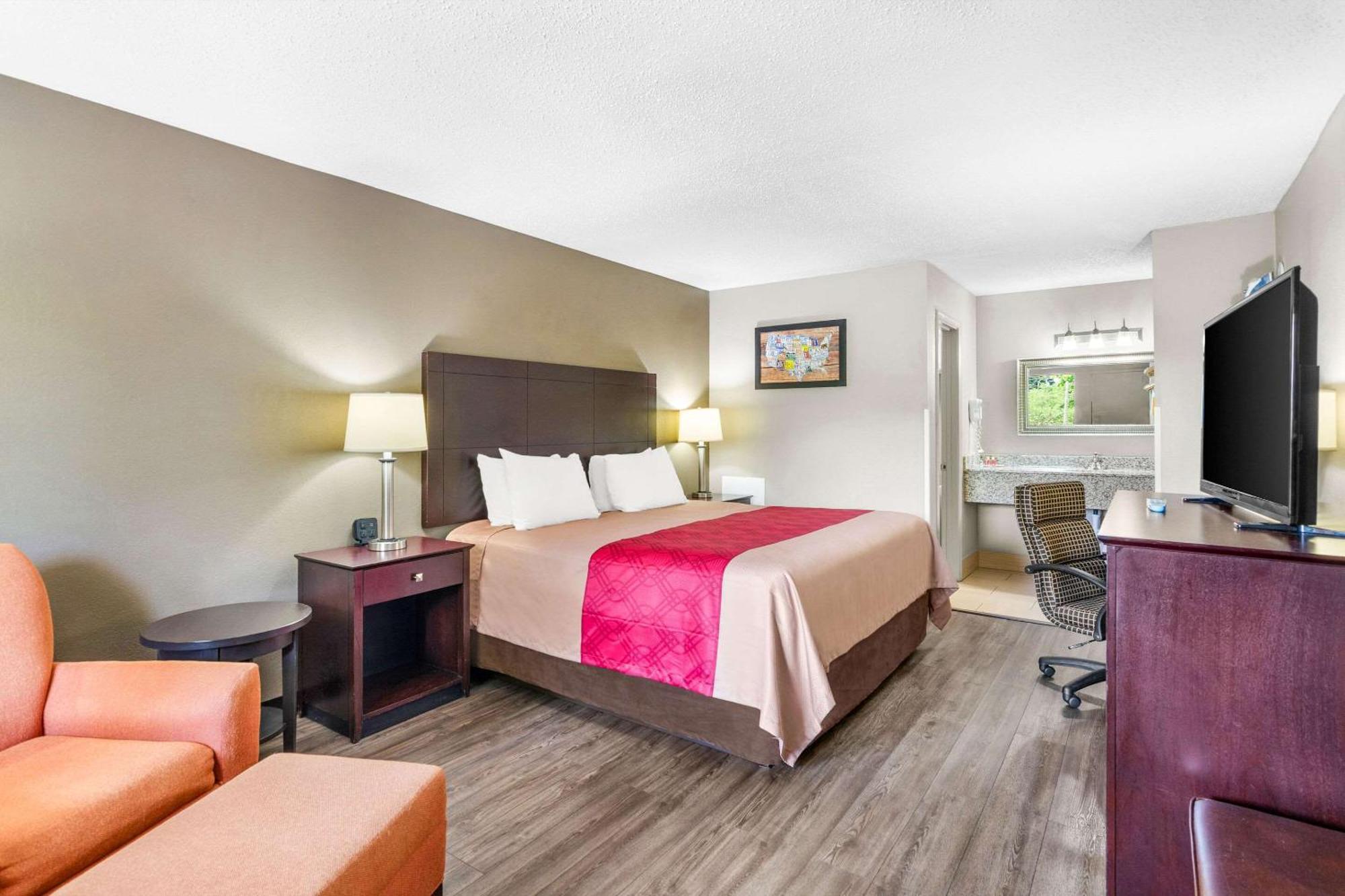 Econo Lodge Lynchburg Exteriör bild