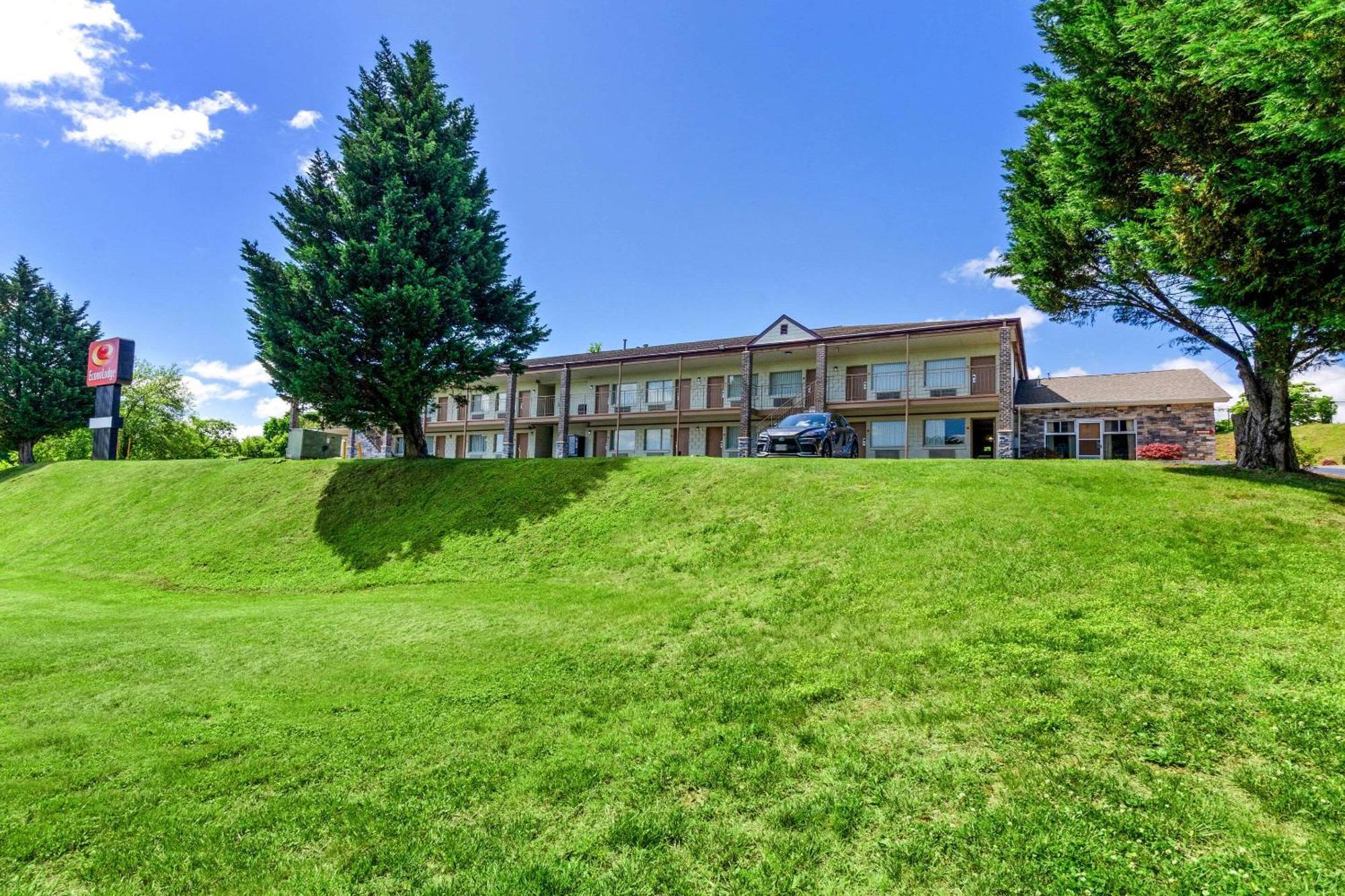 Econo Lodge Lynchburg Exteriör bild