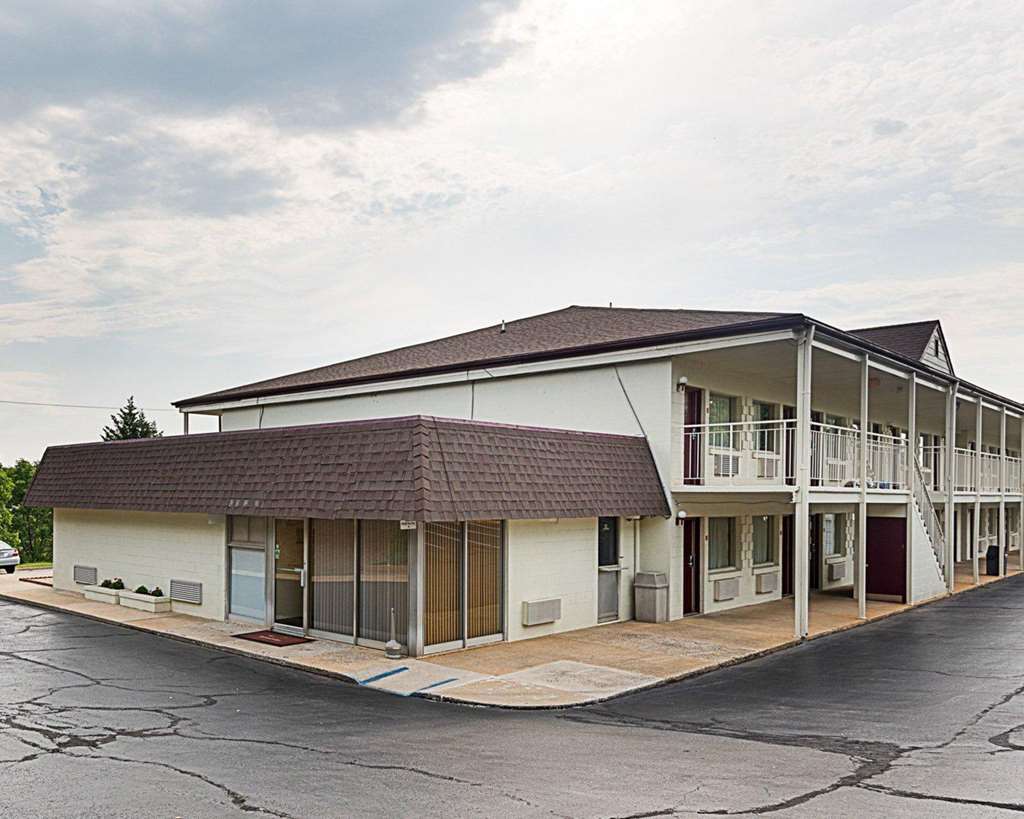 Econo Lodge Lynchburg Exteriör bild